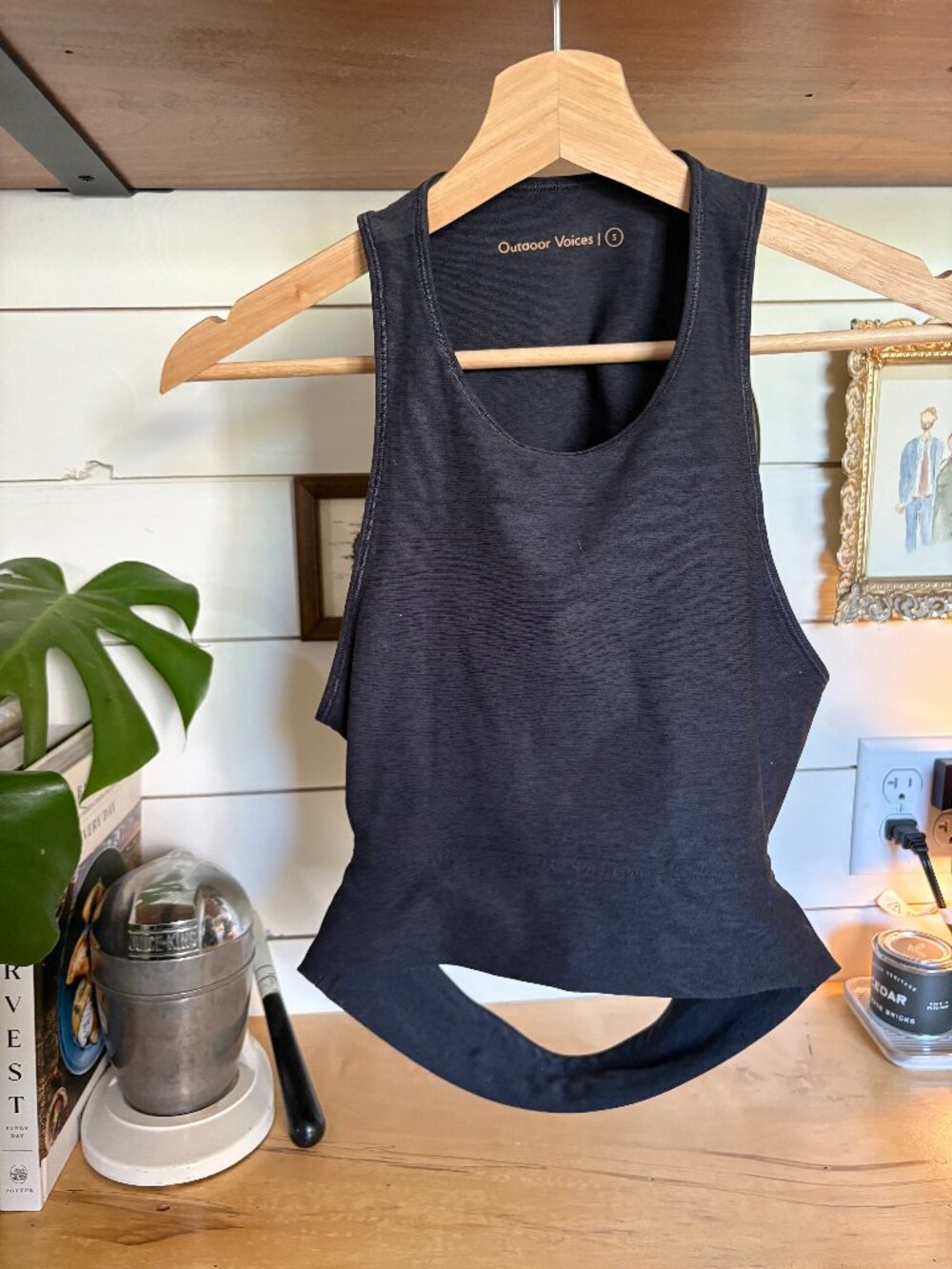 Outdoor Voices Cutout Tank Top – (Small)